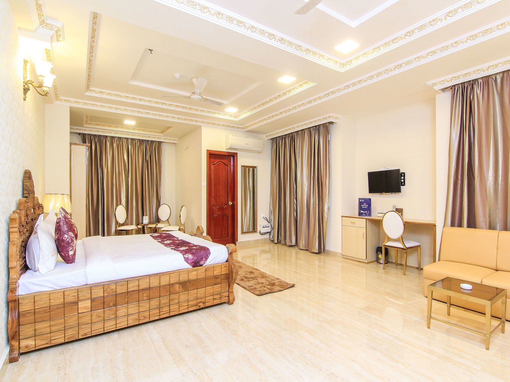 Oyo 11956 Galaxy Grand Hotel Lucknow Luaran gambar